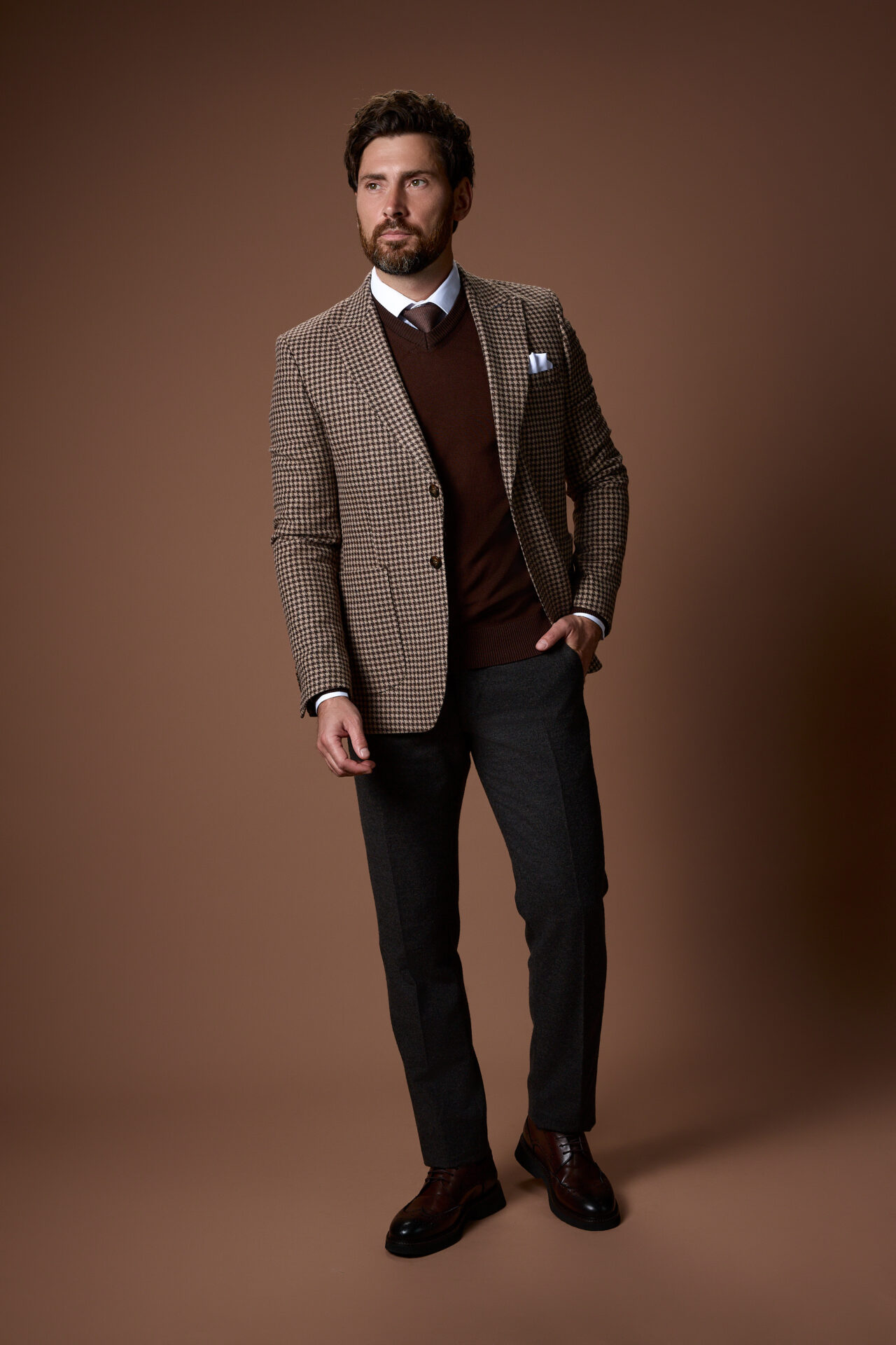 Brown men’s V-neck sweater